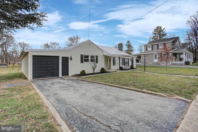 1319 N WEST ST, Carlisle, PA 17013