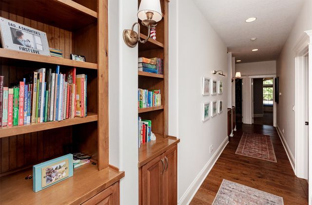 15501 Plum Drive, Urbandale, IA 50323