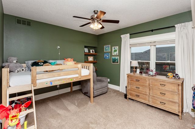 15501 Plum Drive, Urbandale, IA 50323