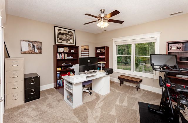 15501 Plum Drive, Urbandale, IA 50323