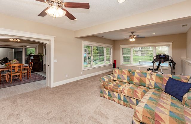 15501 Plum Drive, Urbandale, IA 50323