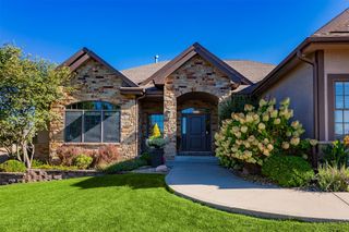 15501 Plum Drive, Urbandale, IA 50323