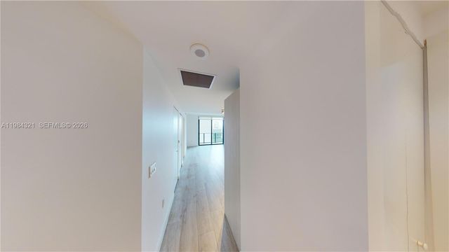 55 SW 9th St 2010, Miami, FL 33130