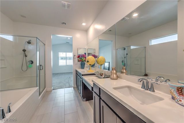 4404 Contour Bend Avenue, North Las Vegas, NV 89084