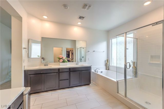 4404 Contour Bend Avenue, North Las Vegas, NV 89084