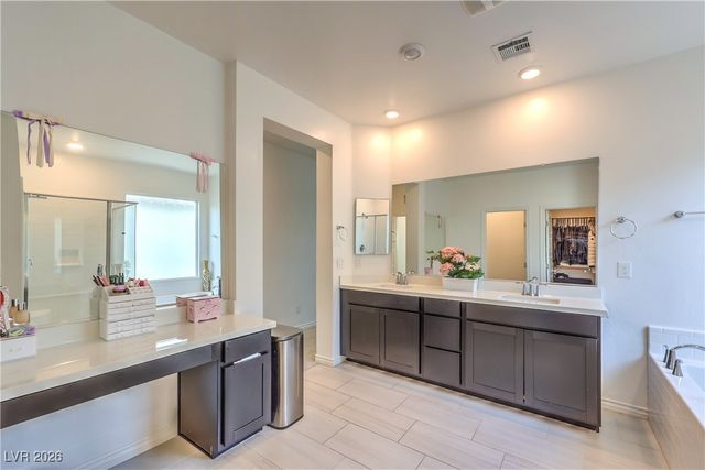 4404 Contour Bend Avenue, North Las Vegas, NV 89084