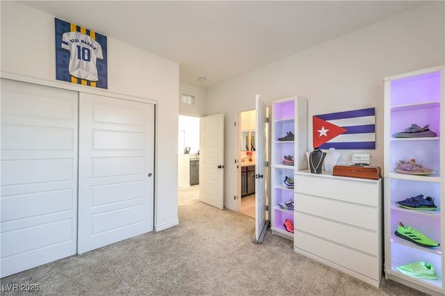 4404 Contour Bend Avenue, North Las Vegas, NV 89084