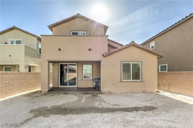 4404 Contour Bend Avenue, North Las Vegas, NV 89084