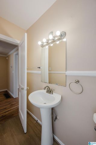 732 CENTER PLACE SW, Birmingham, AL 35211