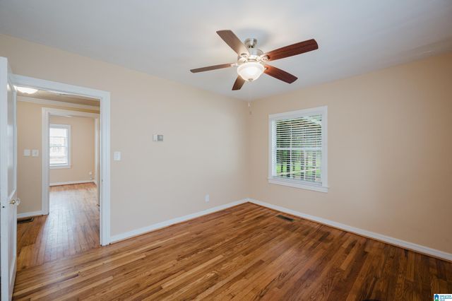 732 CENTER PLACE SW, Birmingham, AL 35211