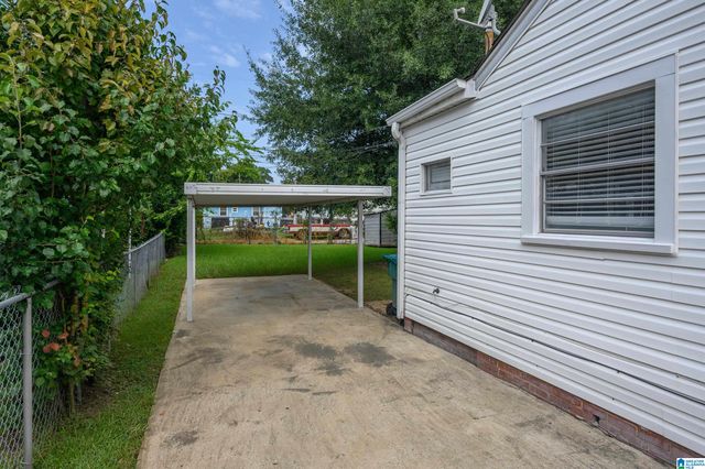 732 CENTER PLACE SW, Birmingham, AL 35211