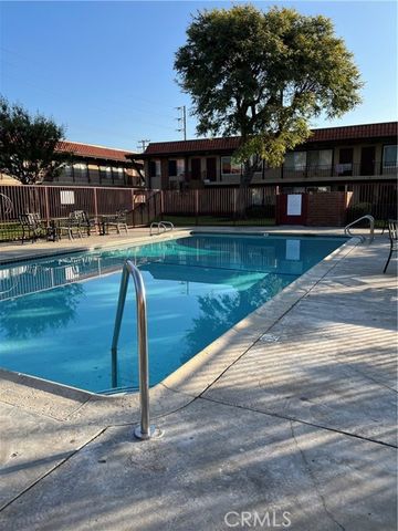 1400 W Warner Avenue 42, Santa Ana, CA 92704