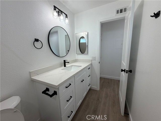 1400 W Warner Avenue 42, Santa Ana, CA 92704