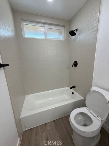 1400 W Warner Avenue 42, Santa Ana, CA 92704