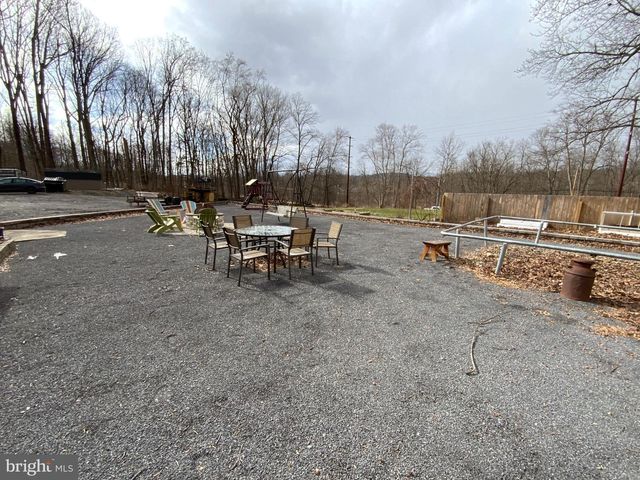 1682 YOUNGDALE RD, Lock Haven, PA 17745