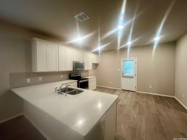 3263 Rancho Grande, San Antonio, TX 78224