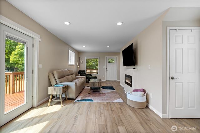 2513 S Hosmer Street, Tacoma, WA 98405