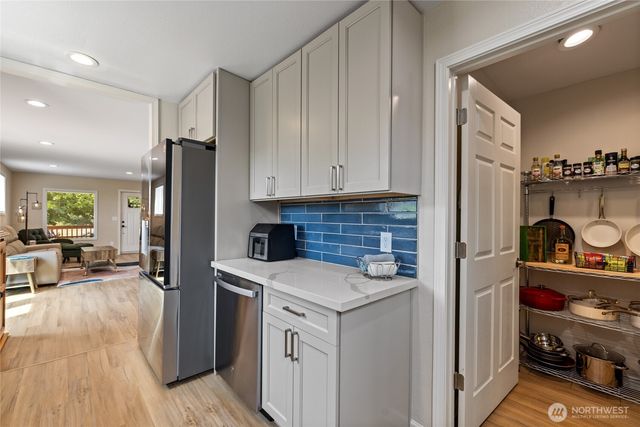 2513 S Hosmer Street, Tacoma, WA 98405