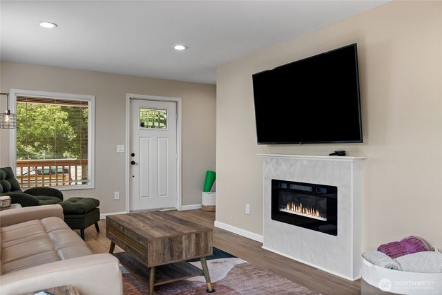 2513 S Hosmer Street, Tacoma, WA 98405
