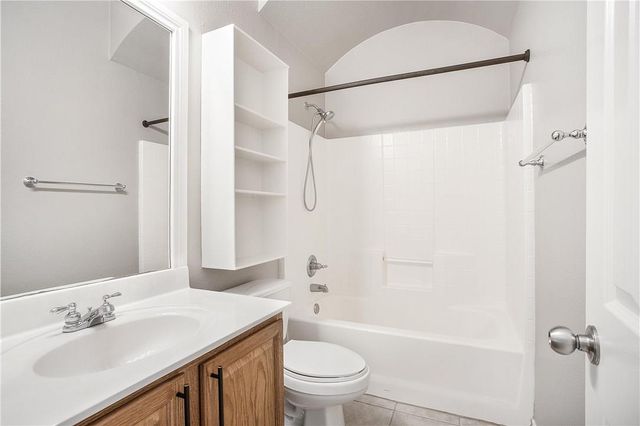 2824 Mission Tejas DR, Pflugerville, TX 78660