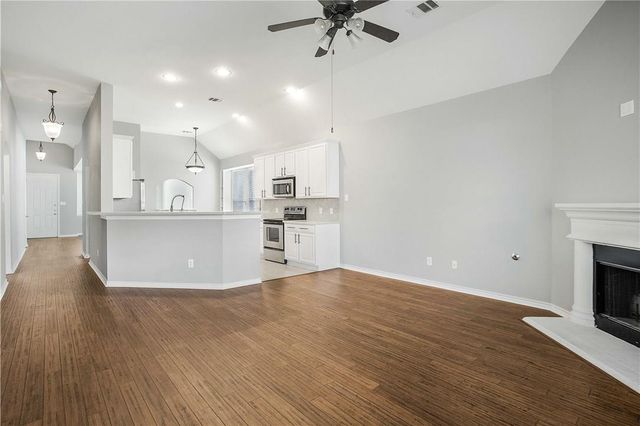 2824 Mission Tejas DR, Pflugerville, TX 78660