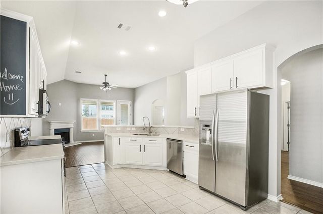 2824 Mission Tejas DR, Pflugerville, TX 78660