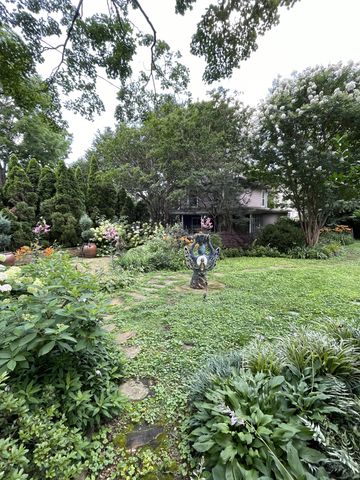 3714 Richland Ave, Nashville, TN 37205