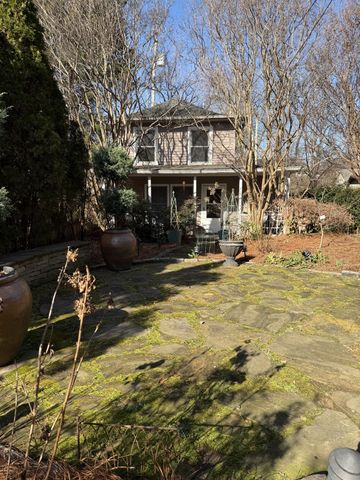 3714 Richland Ave, Nashville, TN 37205
