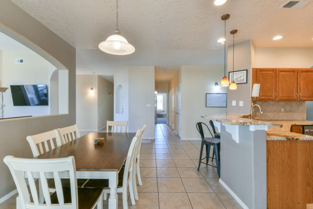 4901 SUNDANCE Court NE, Rio Rancho, NM 87144