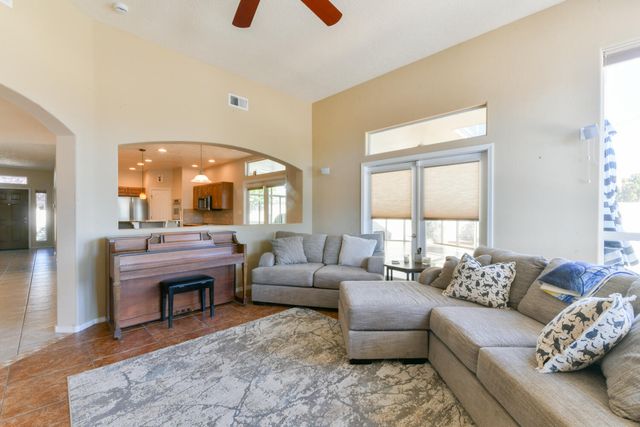 4901 SUNDANCE Court NE, Rio Rancho, NM 87144