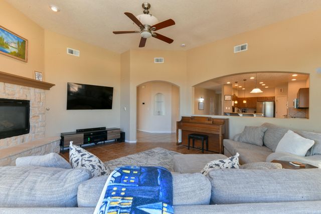 4901 SUNDANCE Court NE, Rio Rancho, NM 87144