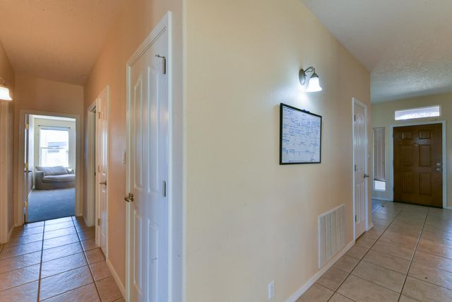 4901 SUNDANCE Court NE, Rio Rancho, NM 87144