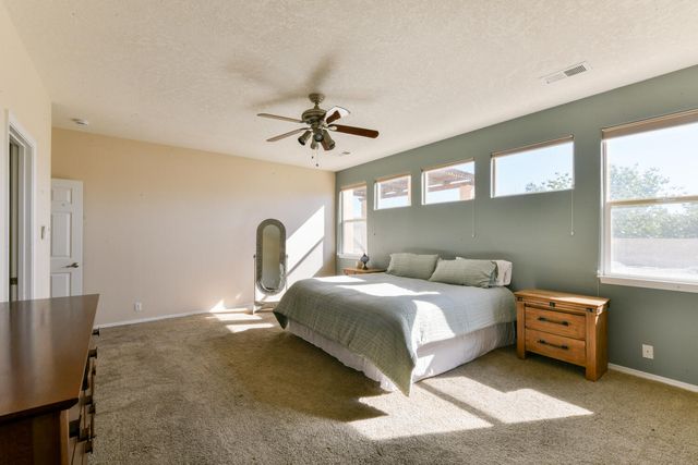 4901 SUNDANCE Court NE, Rio Rancho, NM 87144