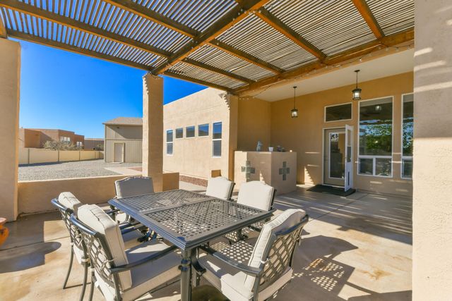 4901 SUNDANCE Court NE, Rio Rancho, NM 87144