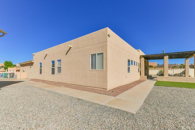 4901 SUNDANCE Court NE, Rio Rancho, NM 87144