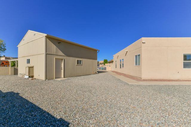 4901 SUNDANCE Court NE, Rio Rancho, NM 87144