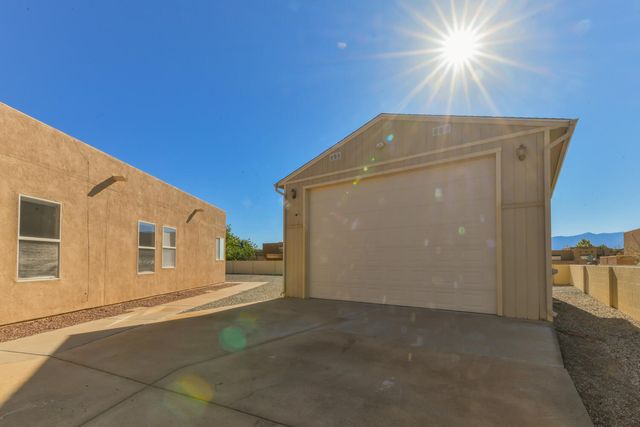 4901 SUNDANCE Court NE, Rio Rancho, NM 87144