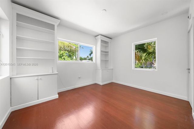 5824 Alton Road, Miami Beach, FL 33140