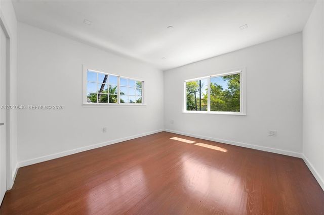 5824 Alton Road, Miami Beach, FL 33140