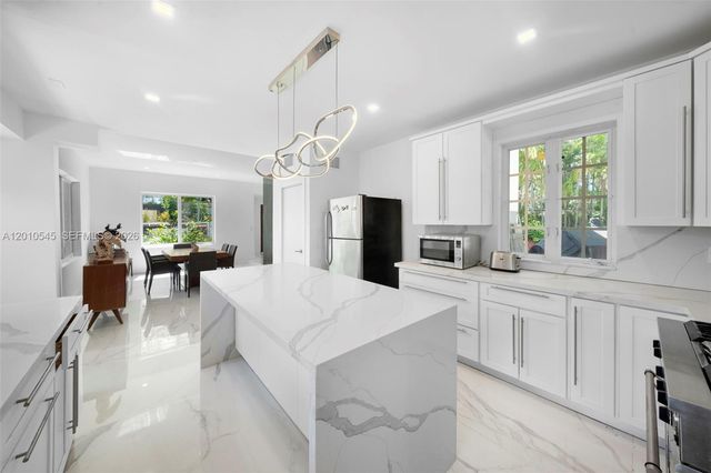 5824 Alton Road, Miami Beach, FL 33140