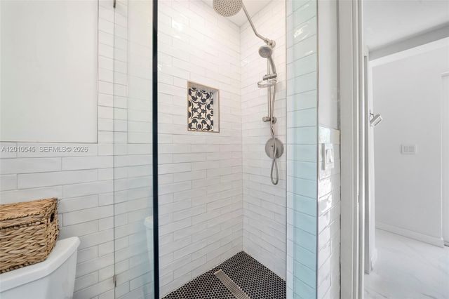 5824 Alton Road, Miami Beach, FL 33140