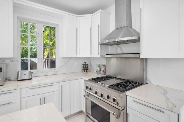 5824 Alton Road, Miami Beach, FL 33140