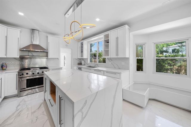 5824 Alton Road, Miami Beach, FL 33140