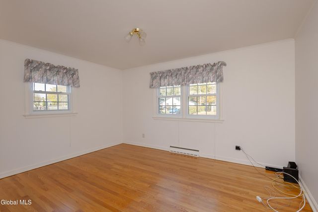 18 Richland Drive, Glenville, NY 12302