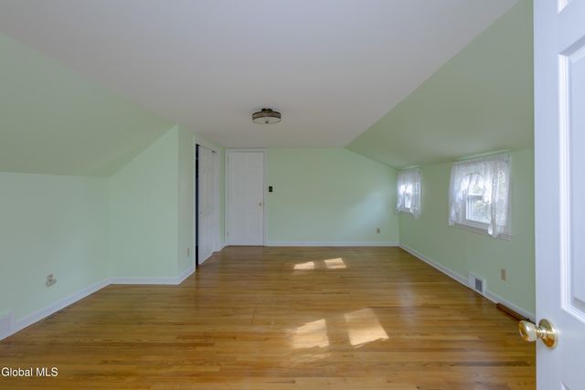 18 Richland Drive, Glenville, NY 12302