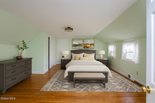 18 Richland Drive, Glenville, NY 12302