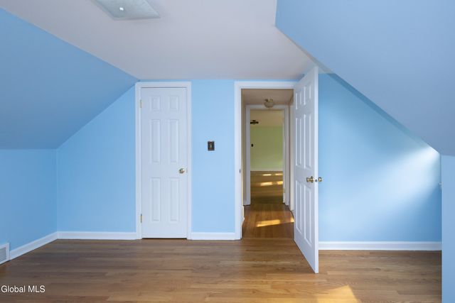 18 Richland Drive, Glenville, NY 12302