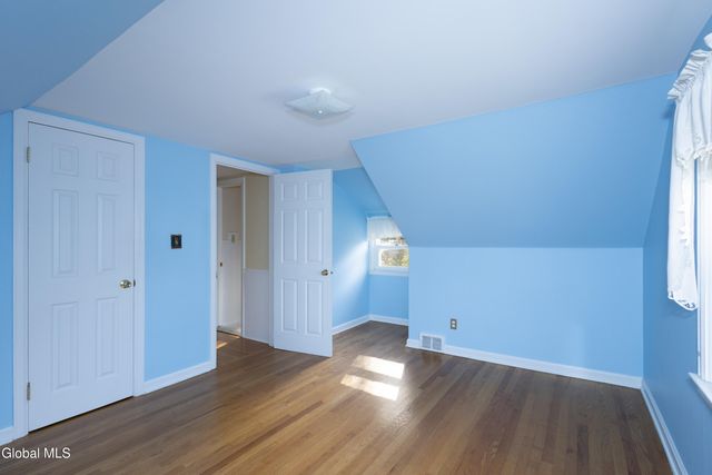 18 Richland Drive, Glenville, NY 12302