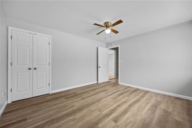 12 Vollmer Parkway, Henrietta, NY 14623