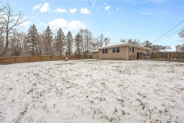 12 Vollmer Parkway, Henrietta, NY 14623